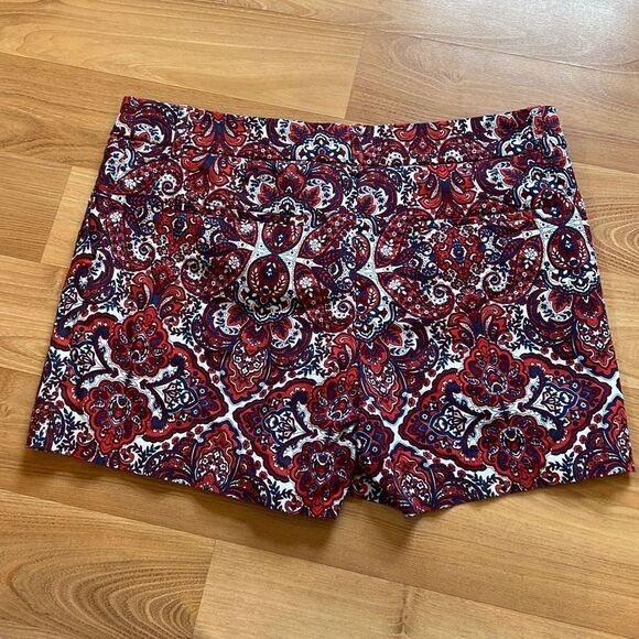 Saint Tropez West Paisley Red White Blue Denim Shorts US 6 - Picture 5 of 8
